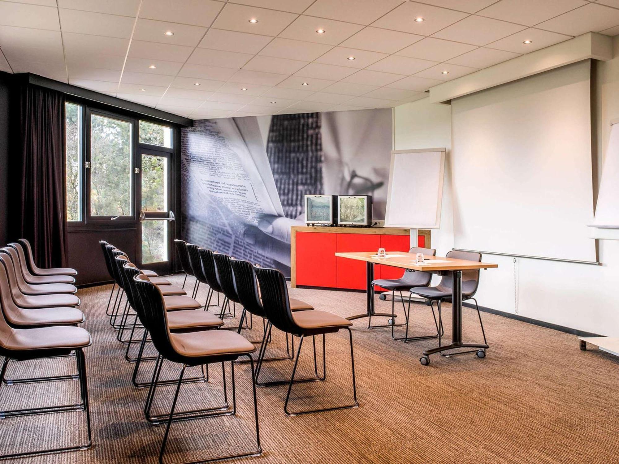 Ibis Chalons En Champagne Hotel ภายนอก รูปภาพ