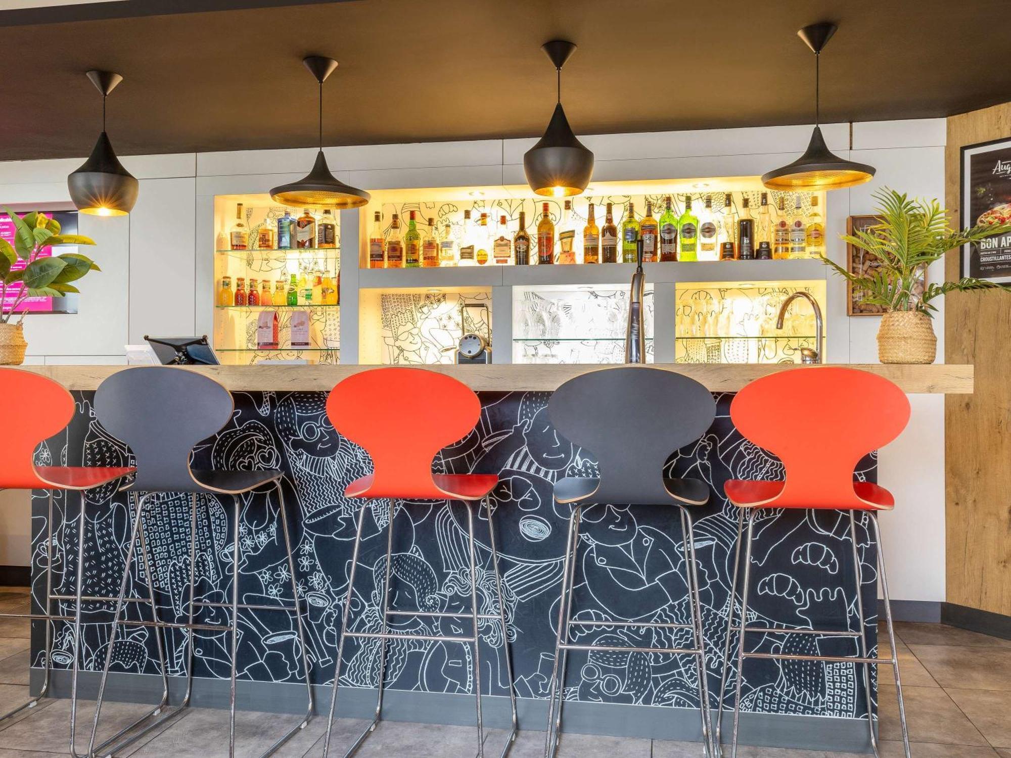 Ibis Chalons En Champagne Hotel ภายนอก รูปภาพ