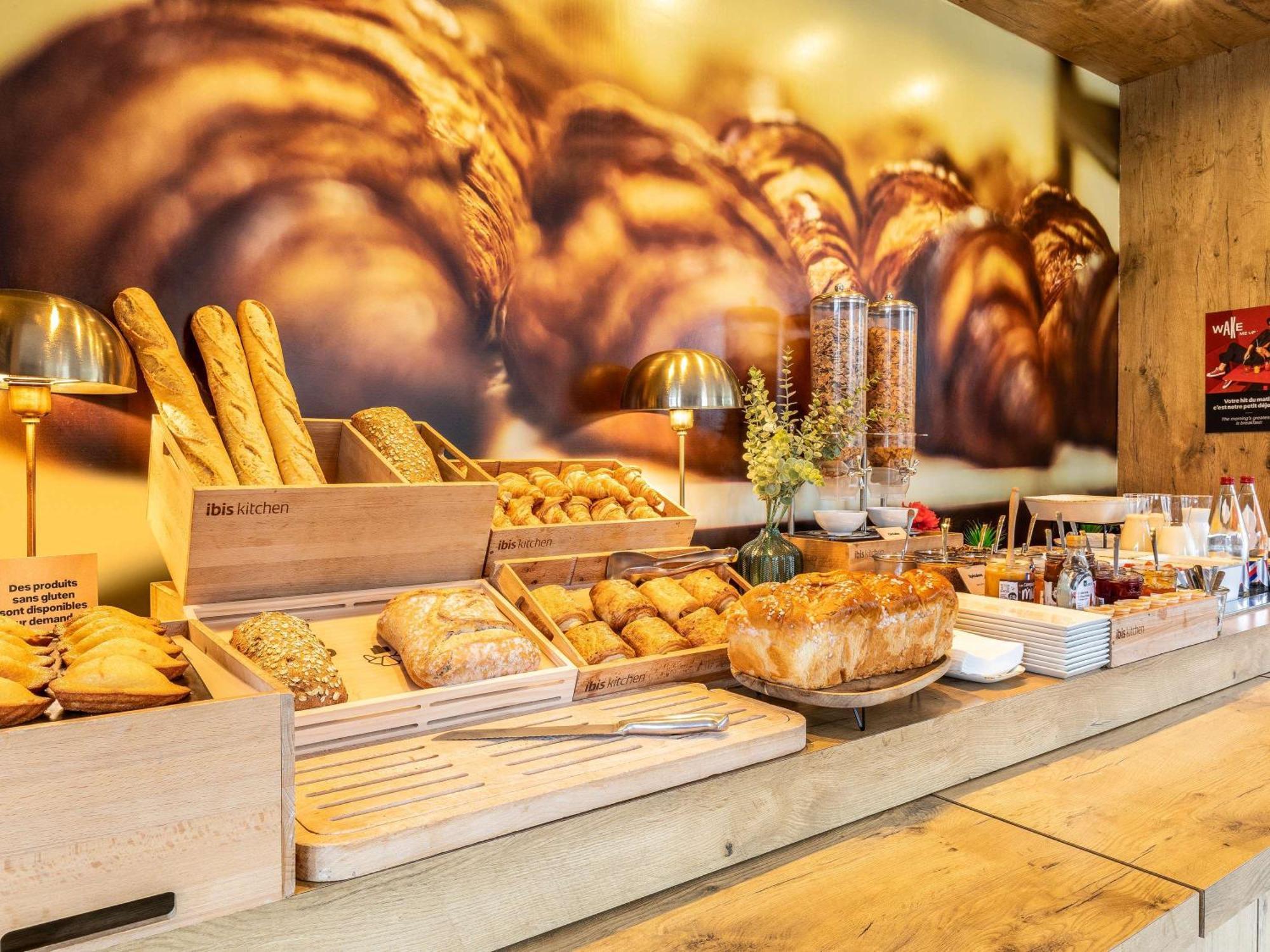 Ibis Chalons En Champagne Hotel ภายนอก รูปภาพ